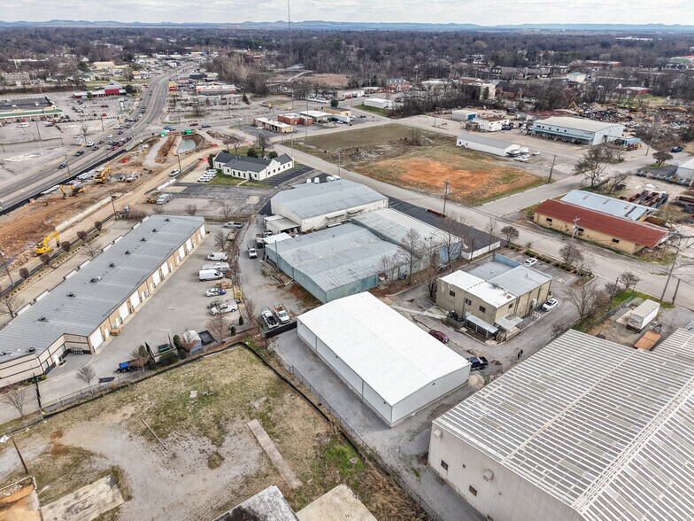 More Photos Of 310 W Castle St, Murfreesboro Service For Sale