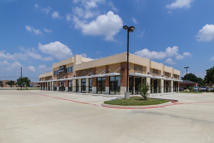 More Photos Of 925 N Bryan Belt Line Rd, Mesquite Medical For Lease