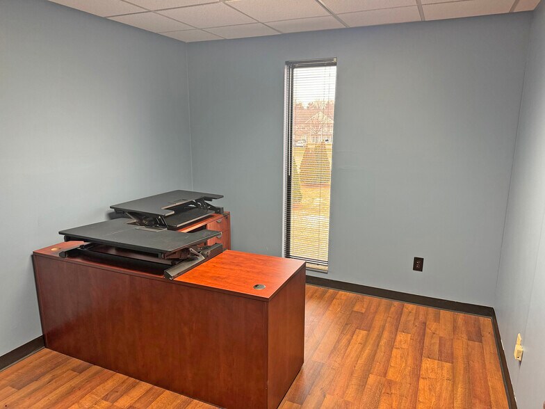 More Photos Of 36358-36380 Garfield Rd, Clinton Township Medical For Lease