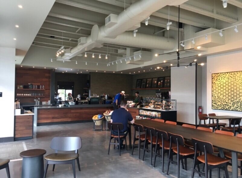 More Photos Of 2513-2619 E Fourth Plain Blvd, Vancouver Restaurant For Lease