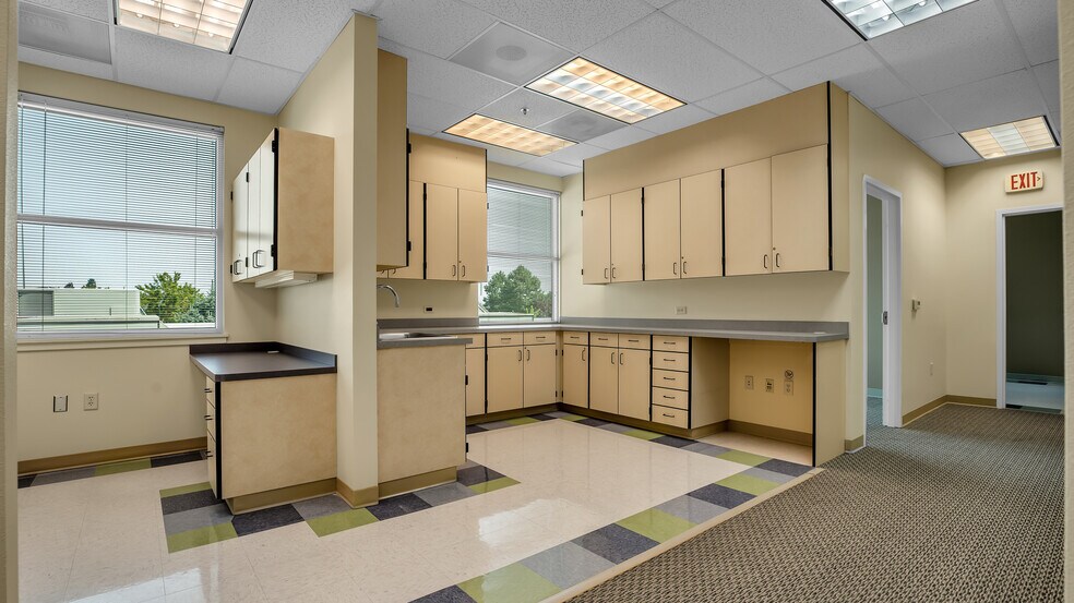 More Photos Of 693 Ray J. Glatt Cir, Woodburn Medical For Sale