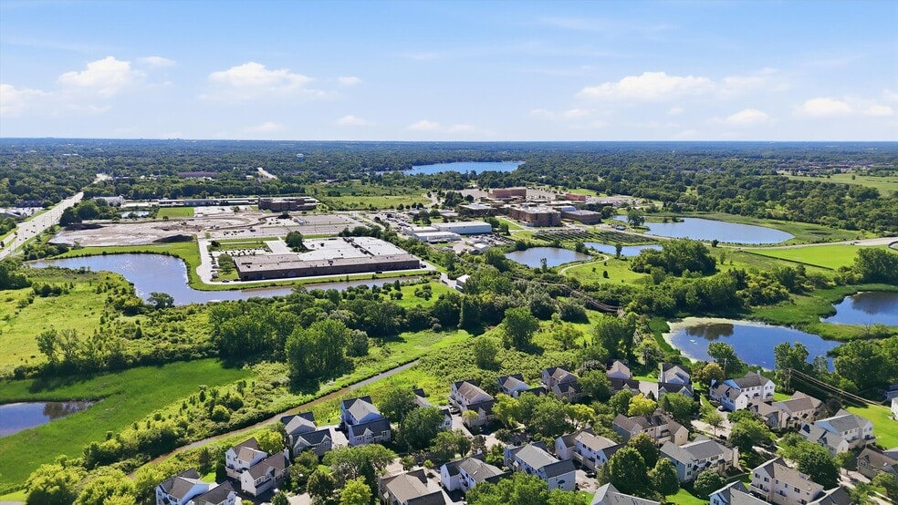 More Photos Of 34112 N Barron Blvd, Grayslake Flex For Sale