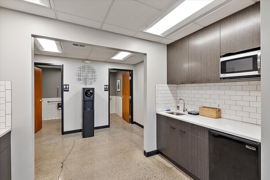 More Photos Of 14570 Barber Ave, Warren Warehouse For Sale