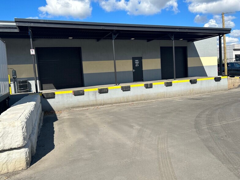 Primary Photo Of 2424 State Rd, Bensalem Warehouse For Lease