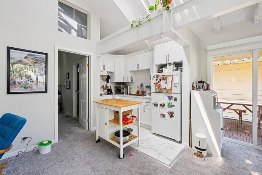More Photos Of 829 San Anselmo Ave, San Anselmo Apartments For Sale