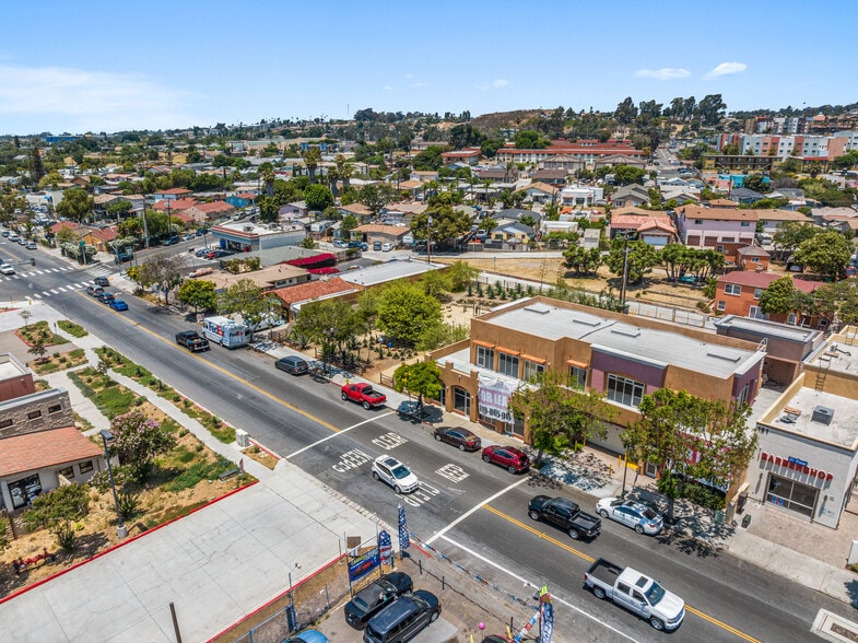 More Photos Of 165 W San Ysidro Blvd, San Ysidro General Retail For Sale