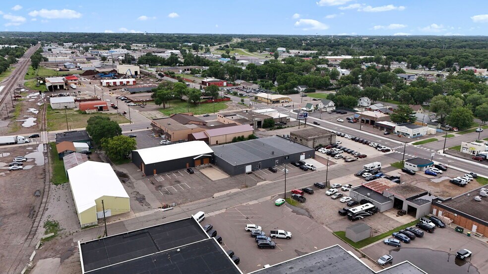 More Photos Of 585 1st St SE, Saint Cloud Warehouse For Sale