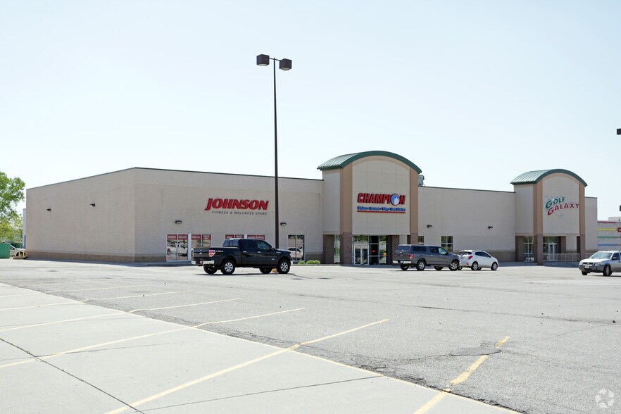 Primary Photo Of 3425 Oak View Dr, Omaha General Retail For Sale