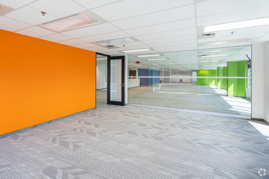 More Photos Of 20 Adelaide St E, Toronto Office For Lease