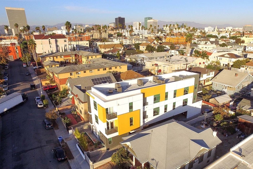 More Photos Of 978 S Mariposa Ave, Los Angeles Apartments For Sale