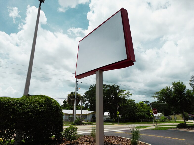 More Photos Of 840 W King St, Saint Augustine Freestanding For Sale