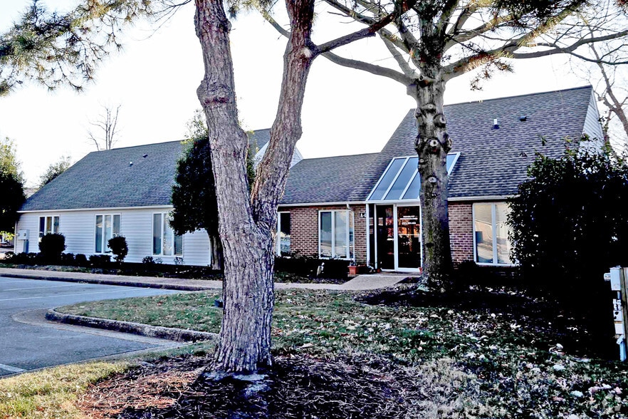 More Photos Of 703 Thimble Shoals Blvd, Newport News Unknown For Sale