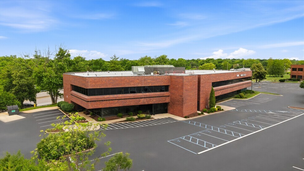 More Photos Of 8888 Ladue Rd, Ladue Medical For Lease