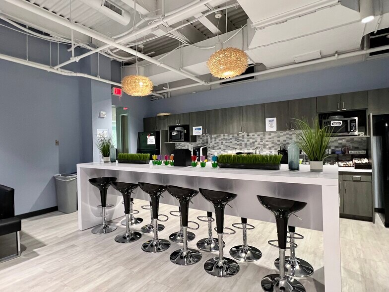 Primary Photo Of 5250 Corporate Dr, Troy Office For Lease
