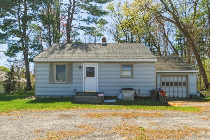 More Photos Of 458 NY-146, Clifton Park Freestanding For Sale