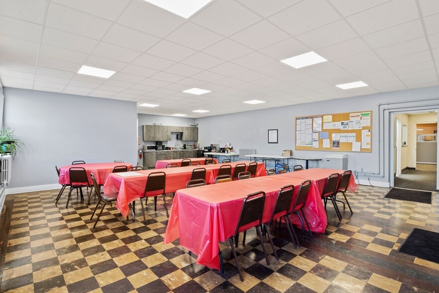 More Photos Of 9 Grimes St, Buffalo Industrial For Sale