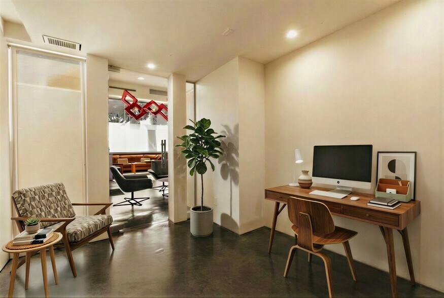 More Photos Of 610 Main St, Venice Office For Sale