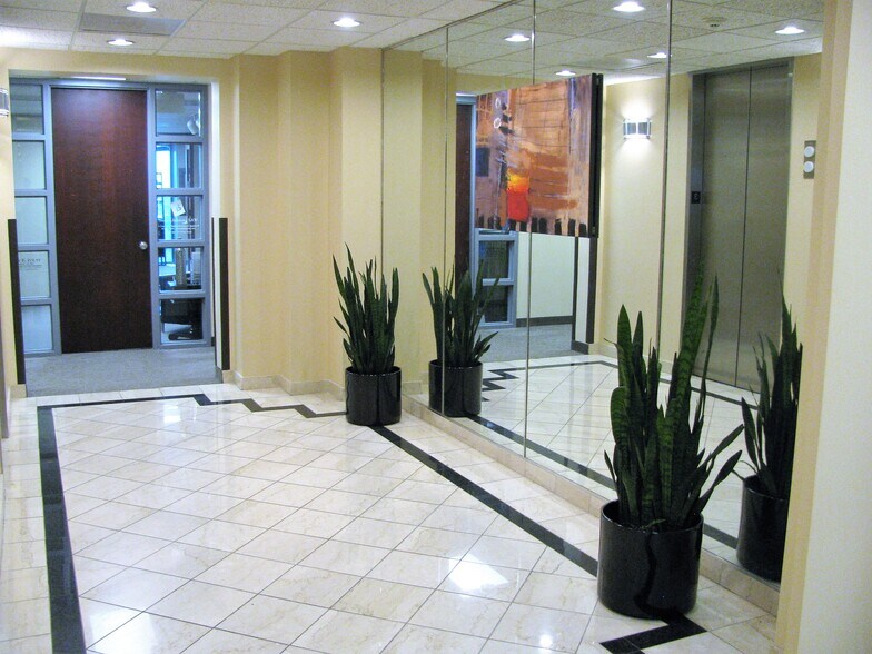 More Photos Of 8701 Bedford Euless Rd, Hurst Office For Lease