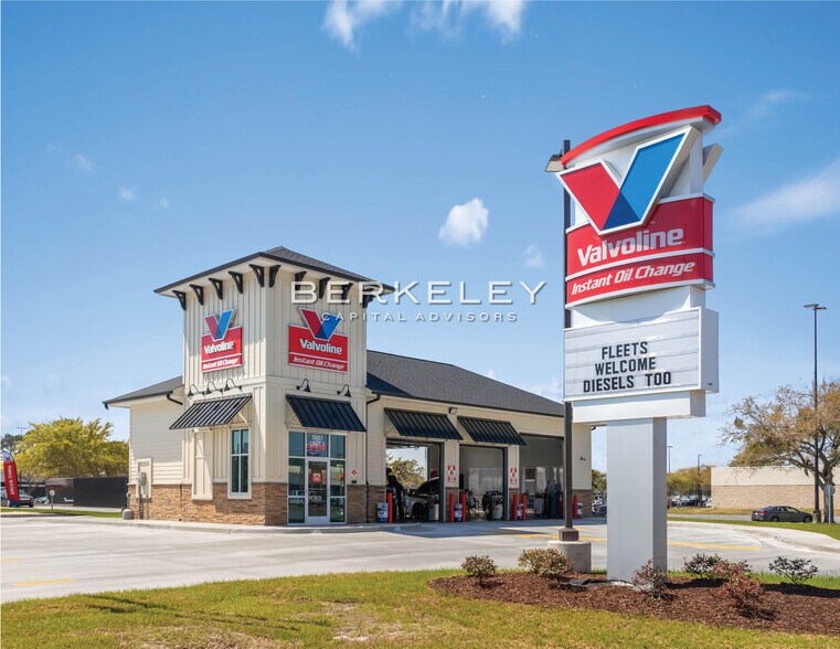 More Photos Of 5693 Altama Ave, Brunswick Service Station For Sale