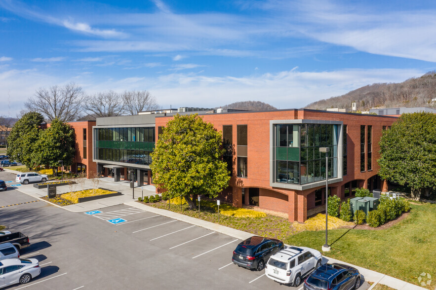 Primary Photo Of 2 Maryland Farms, Brentwood Office For Lease