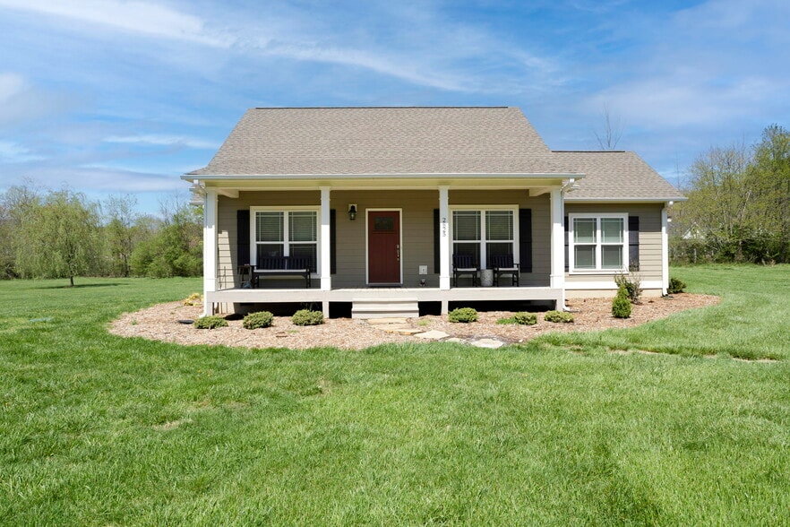 More Photos Of , Young Harris Specialty For Sale