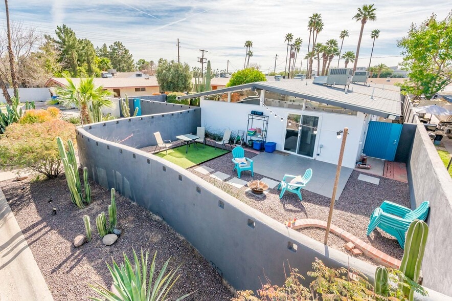 More Photos Of 2727 E Montecito Ave, Phoenix Multifamily For Sale
