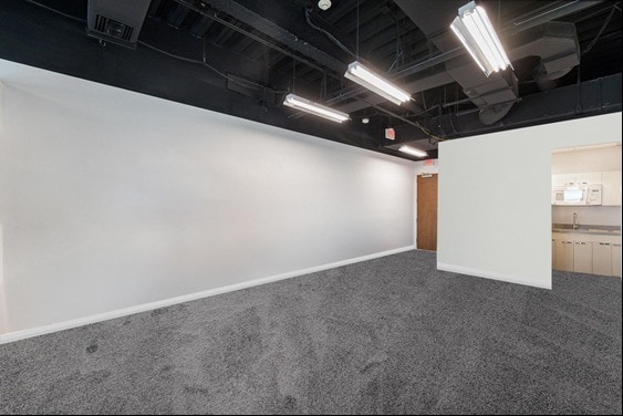 More Photos Of 175 SW 7th St, Miami Medical For Sale