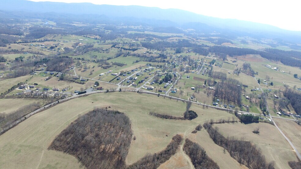 More Photos Of 2684 Weaver Pike, Bristol Land For Sale