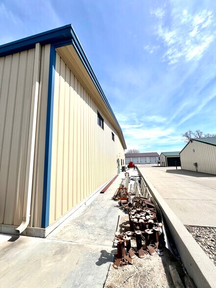 More Photos Of 1408 Pierce St, Norfolk Warehouse For Sale