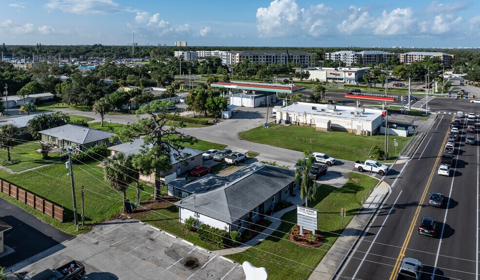 More Photos Of 7320 Sanibel Blvd, Fort Myers Medical For Lease