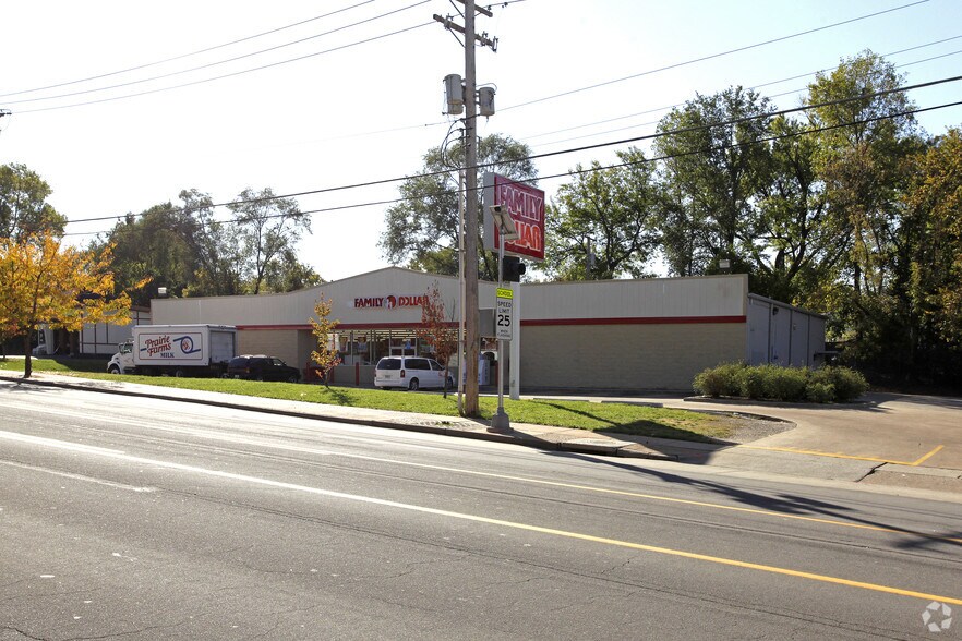 More Photos Of 8320 Airport Rd, Berkeley Freestanding For Lease