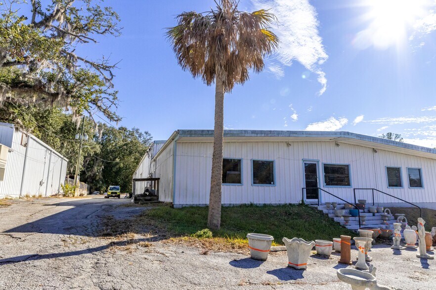 More Photos Of 1350 Ponce De Leon Blvd, Brooksville Warehouse For Sale