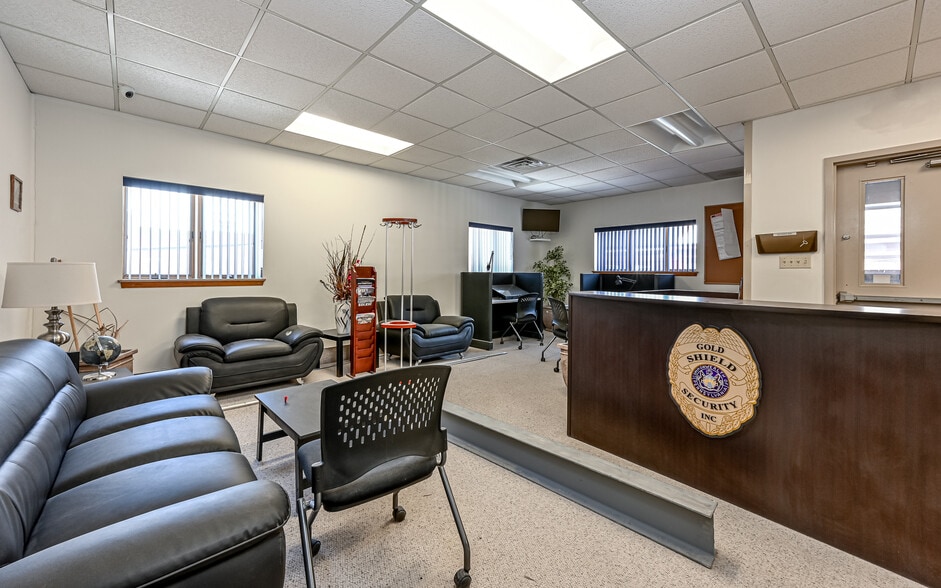 More Photos Of 817 Main St, Pittsburgh Office For Sale