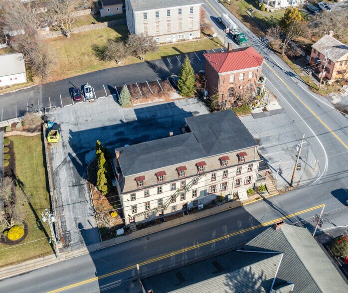 More Photos Of 101 N Market St, Schaefferstown General Retail For Sale