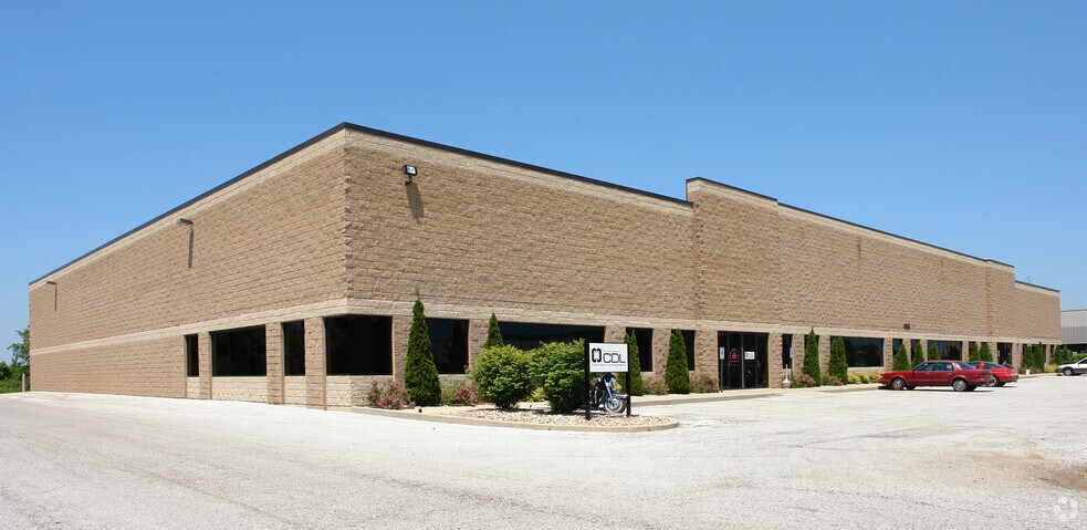 More Photos Of 4145 Courtney Rd, Franksville Light Manufacturing For Lease