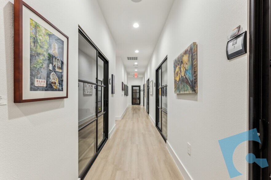 More Photos Of 8831 Davis Blvd, Keller Freestanding For Sale