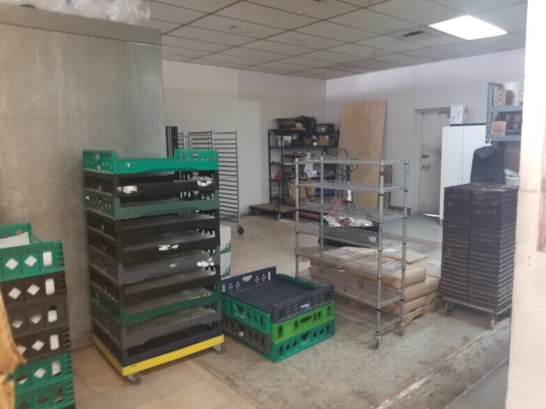 More Photos Of 11082 Coloma Rd, Rancho Cordova Unknown For Lease