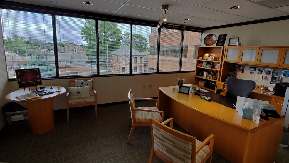 More Photos Of 580 S High St, Columbus Office For Sale