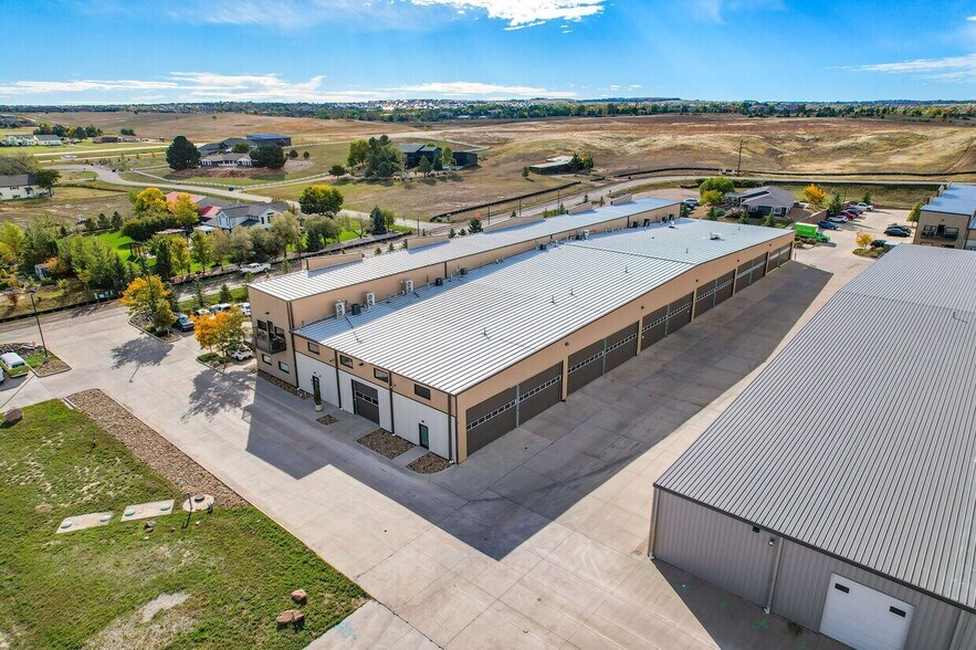 More Photos Of 3080 Airport Dr, Erie Flex For Sale