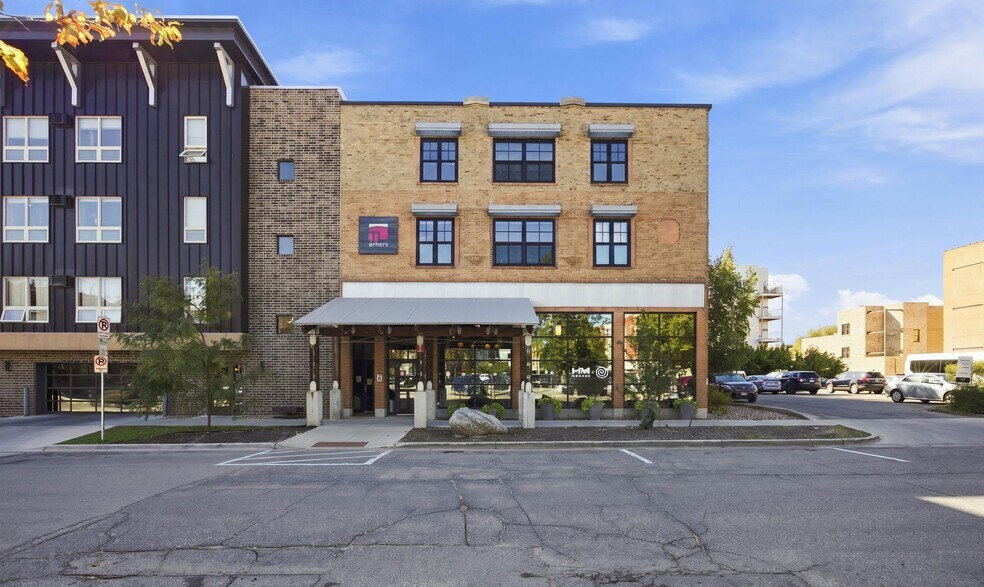 Primary Photo Of 8 7th St N, Fargo Apartments For Lease