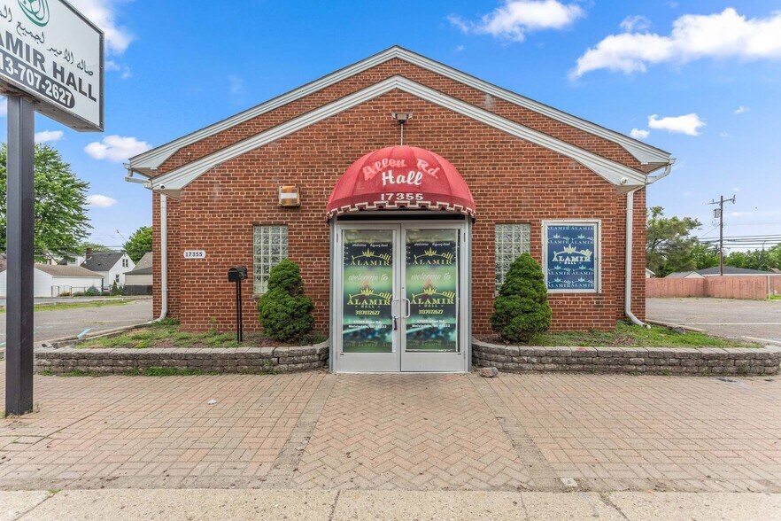 Primary Photo Of 17355 Allen Rd, Melvindale Freestanding For Sale