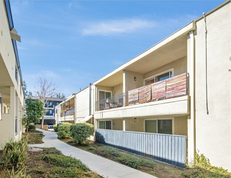 More Photos Of 265 N Oakland Ave, Pasadena Apartments For Sale