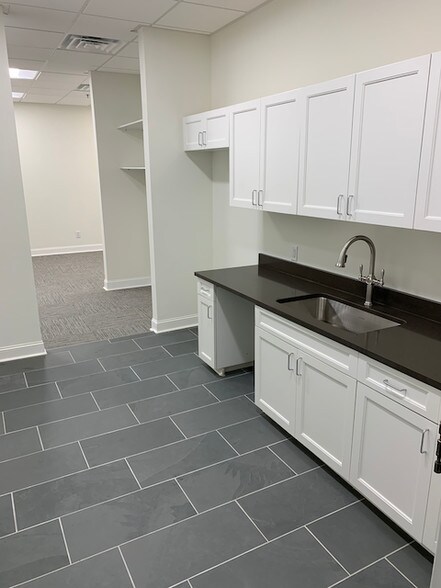 More Photos Of 28 Broad St, Charleston Coworking Space