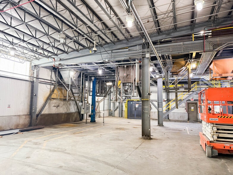 More Photos Of 712 E 2400 N, Tooele Warehouse For Sale