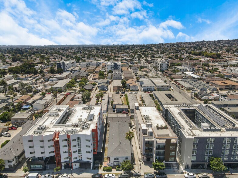 More Photos Of 6519 Crenshaw Blvd, Los Angeles Apartments For Sale