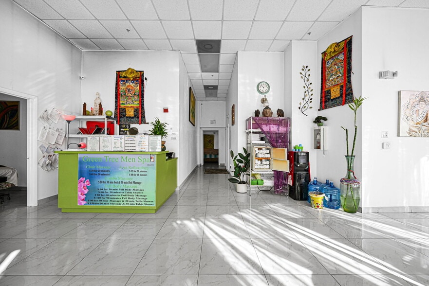 More Photos Of 2301 Wilton Dr, Wilton Manors Apartments For Sale