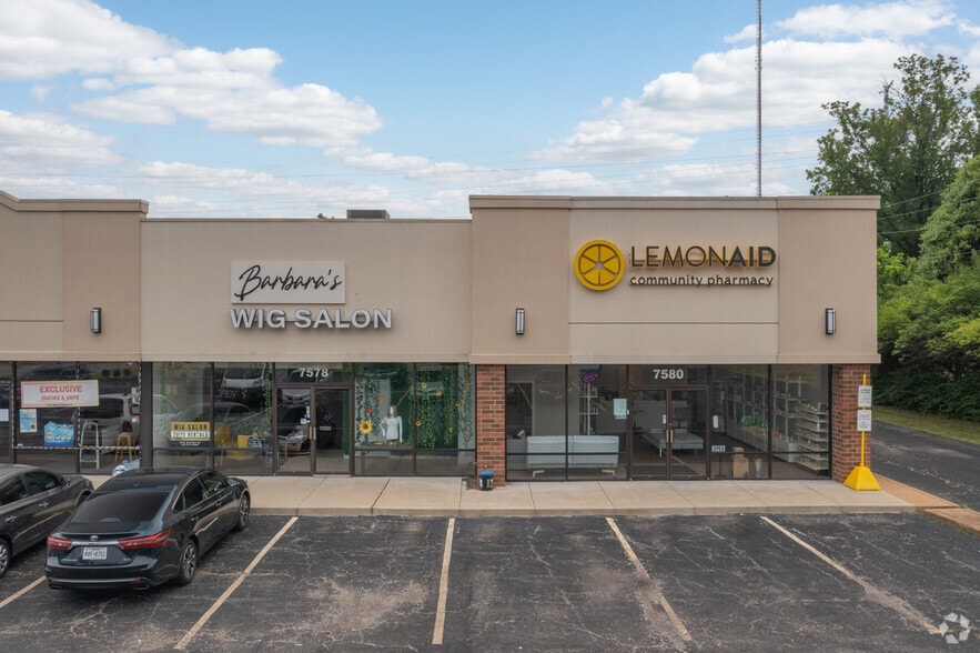 More Photos Of 7570-7580 Watson Rd, Saint Louis Unknown For Lease