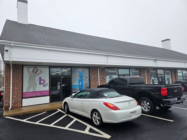 More Photos Of 11 Enterprise Rd, Hyannis Storefront For Lease