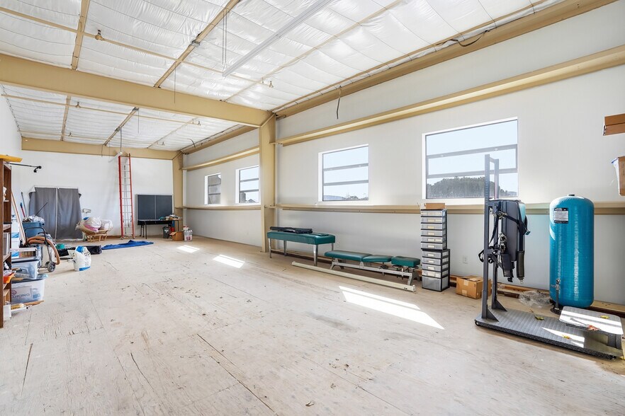 More Photos Of 203-205 W Central Ave, Lompoc Office For Sale