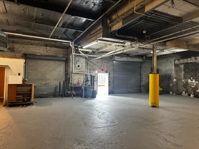 More Photos Of 551 Stewart Ave, Brooklyn Warehouse For Lease